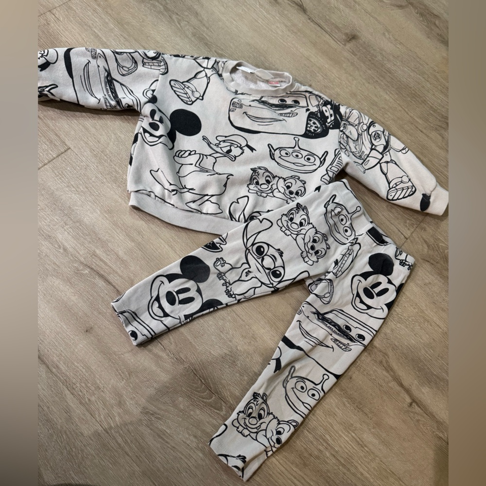 Zara Disney matching set gender neutral beige